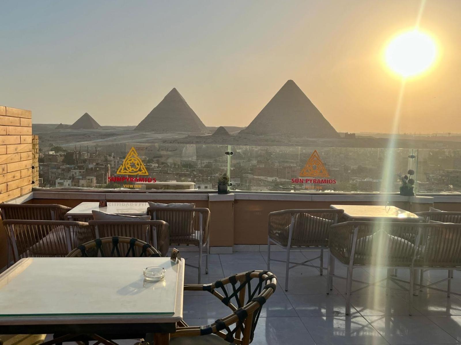 Pharaoh Jacuzzi Pyramids View Apartment Cairo